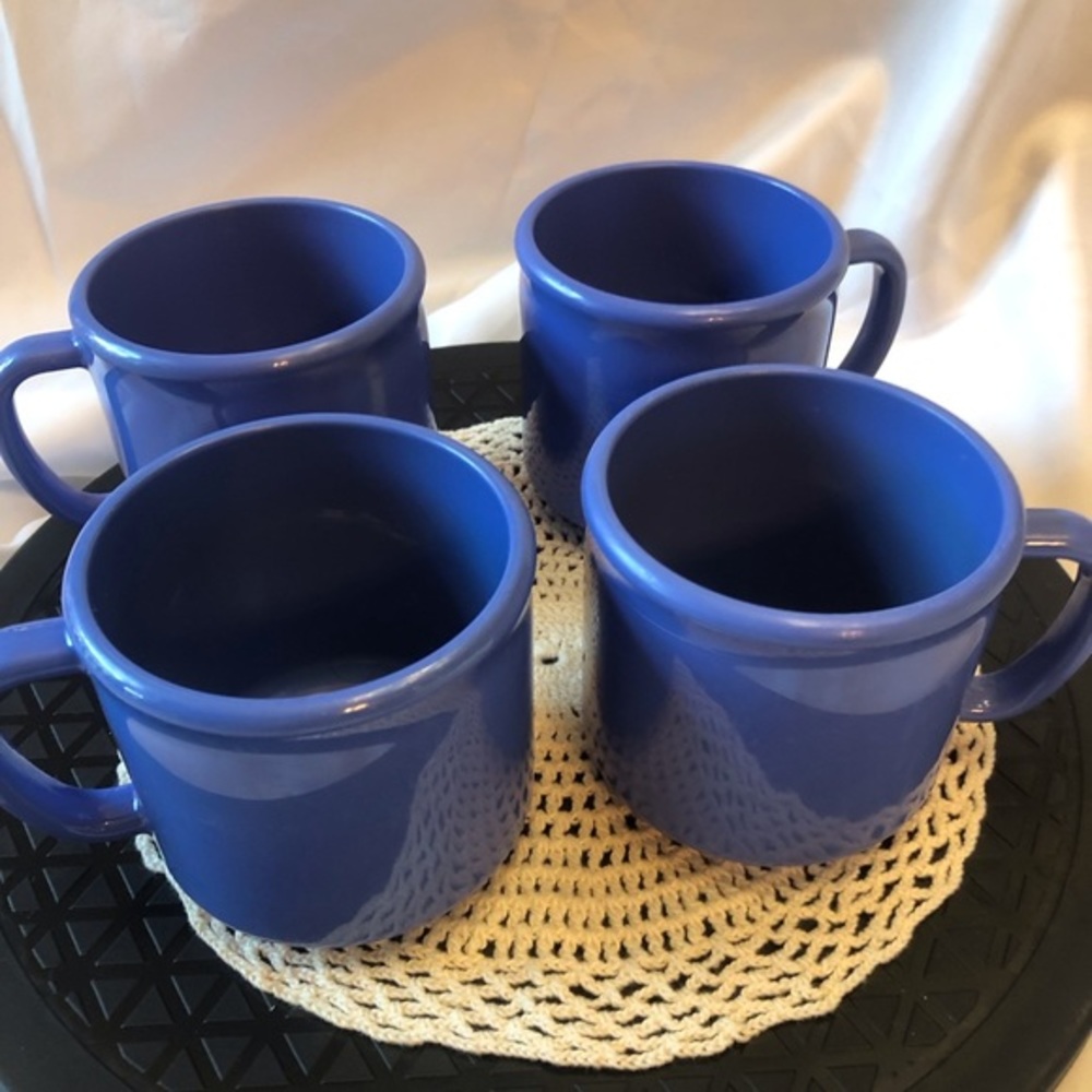 Set of 4 Melamine Coffee Cups Mugs in Peacock Blue